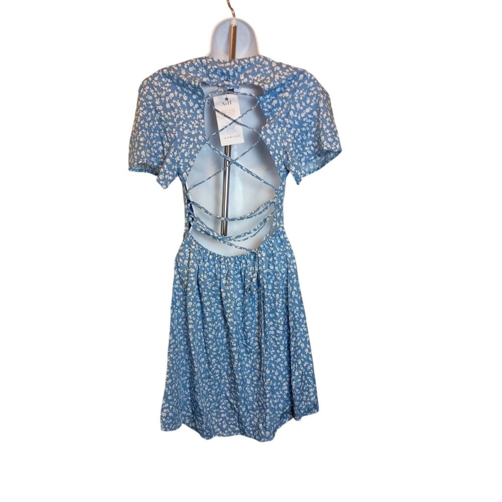 New A & H Women's Blue Dress White Floral Print Sz. M - Picture 4 of 6